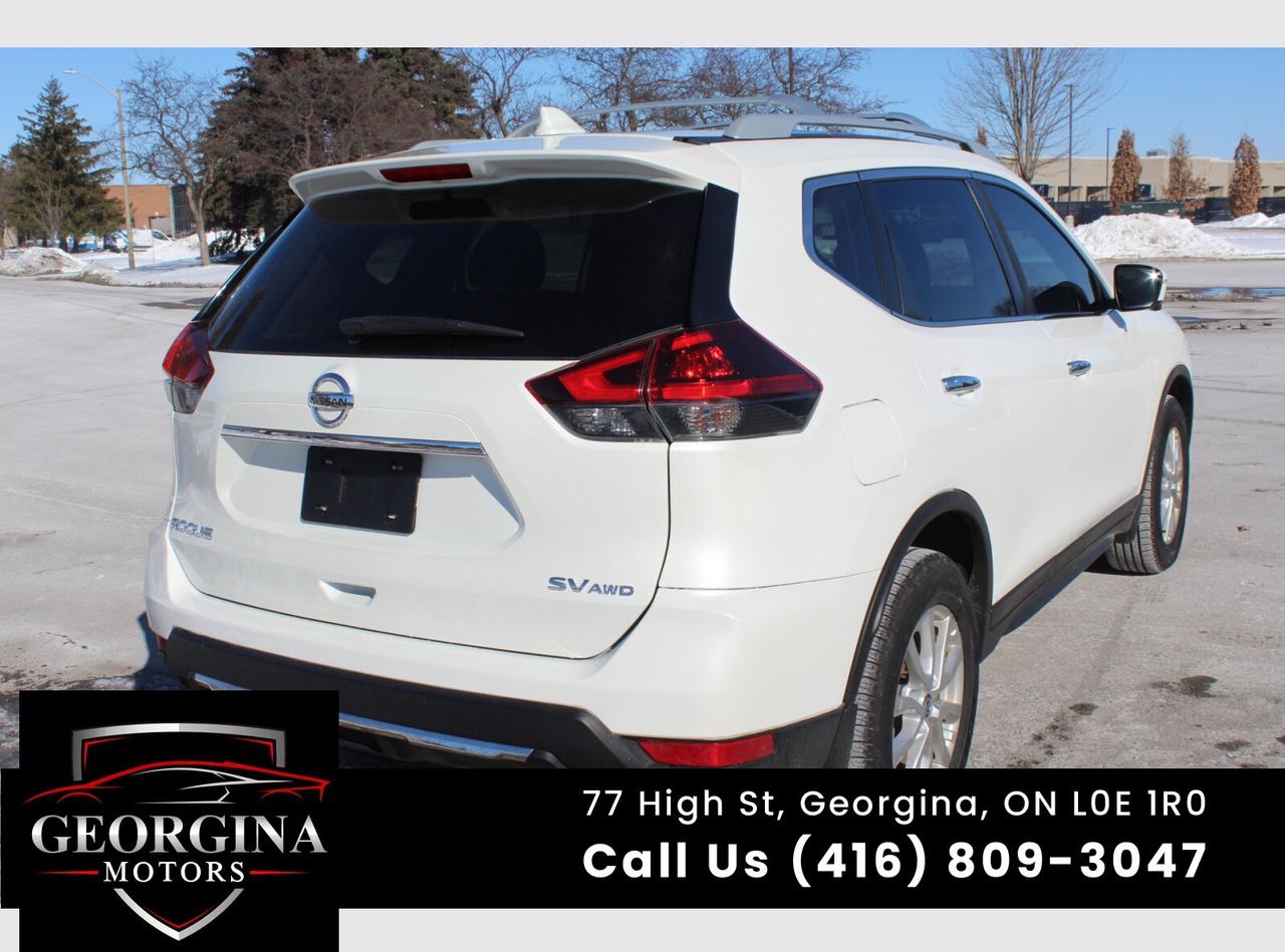 2018 Nissan Rogue SV Photo