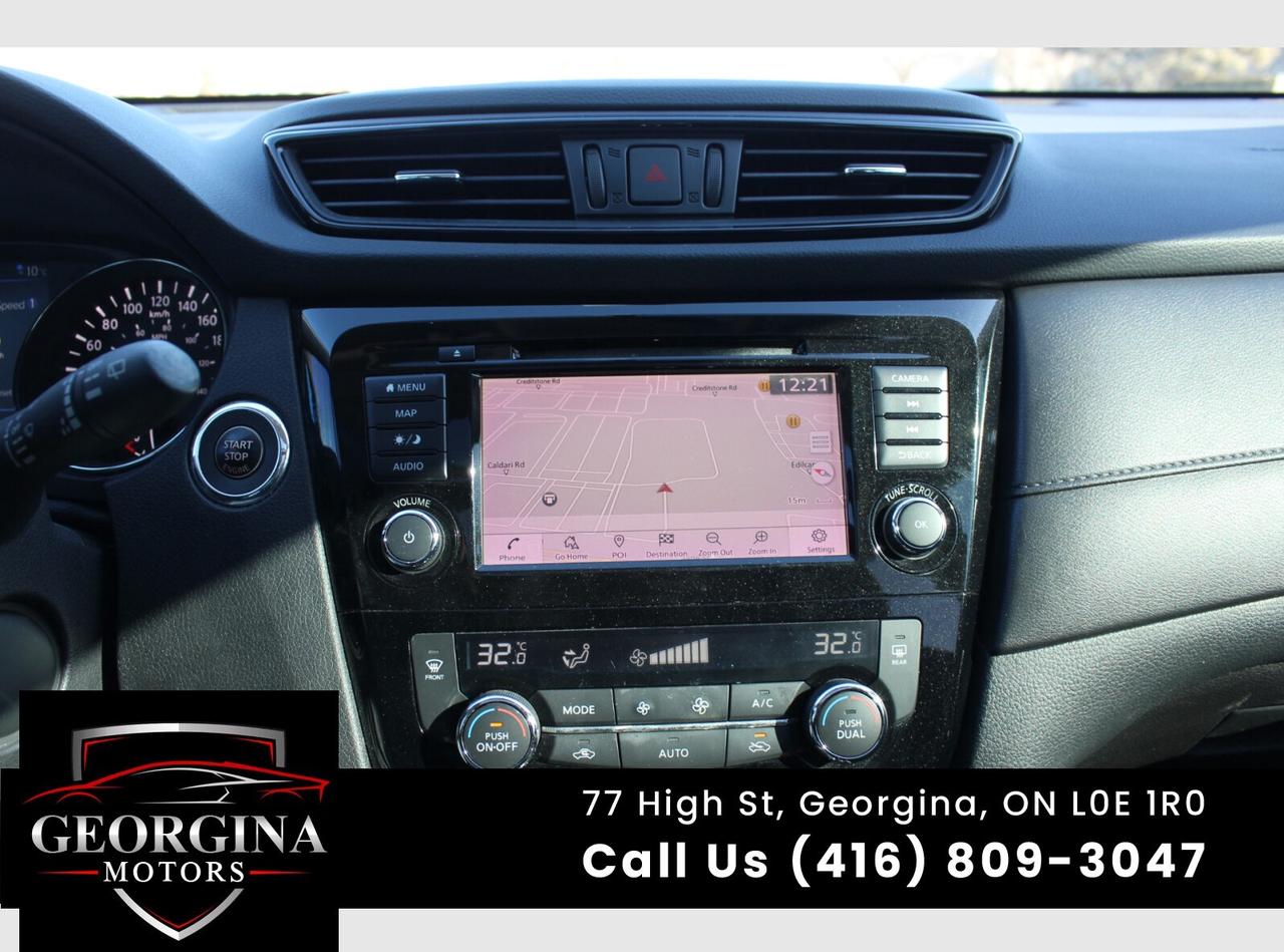 2018 Nissan Rogue SV Photo