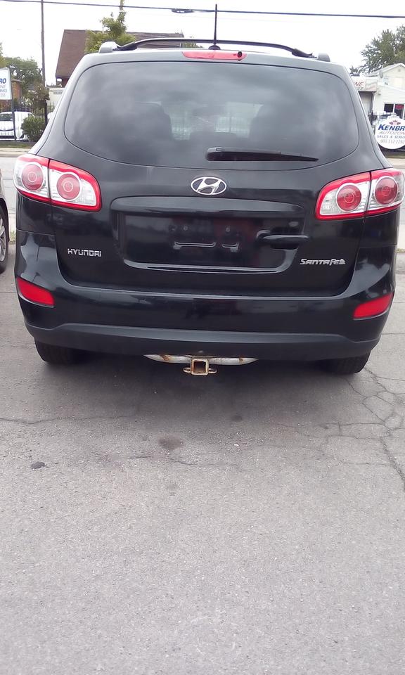 2011 Hyundai Santa Fe SE Photo