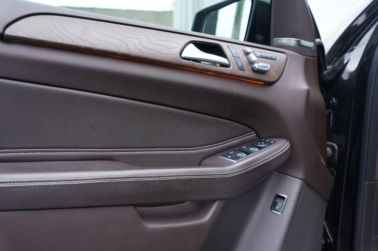 2018 Mercedes-Benz GLE-Class GLE400/ 4MATIC / PANOROOF/ NAV/ CAMERA Photo