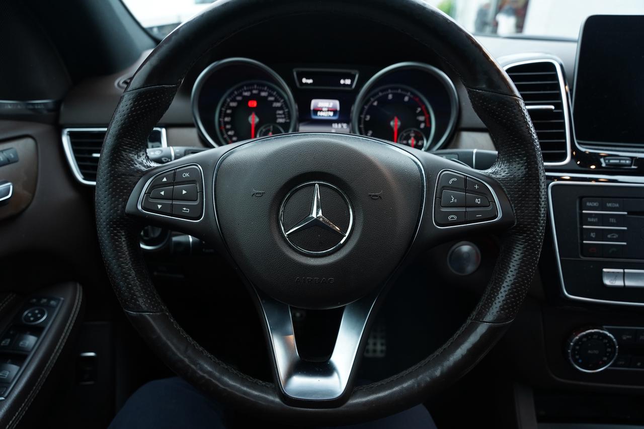 2018 Mercedes-Benz GLE-Class GLE400/ 4MATIC / PANOROOF/ NAV/ CAMERA Photo