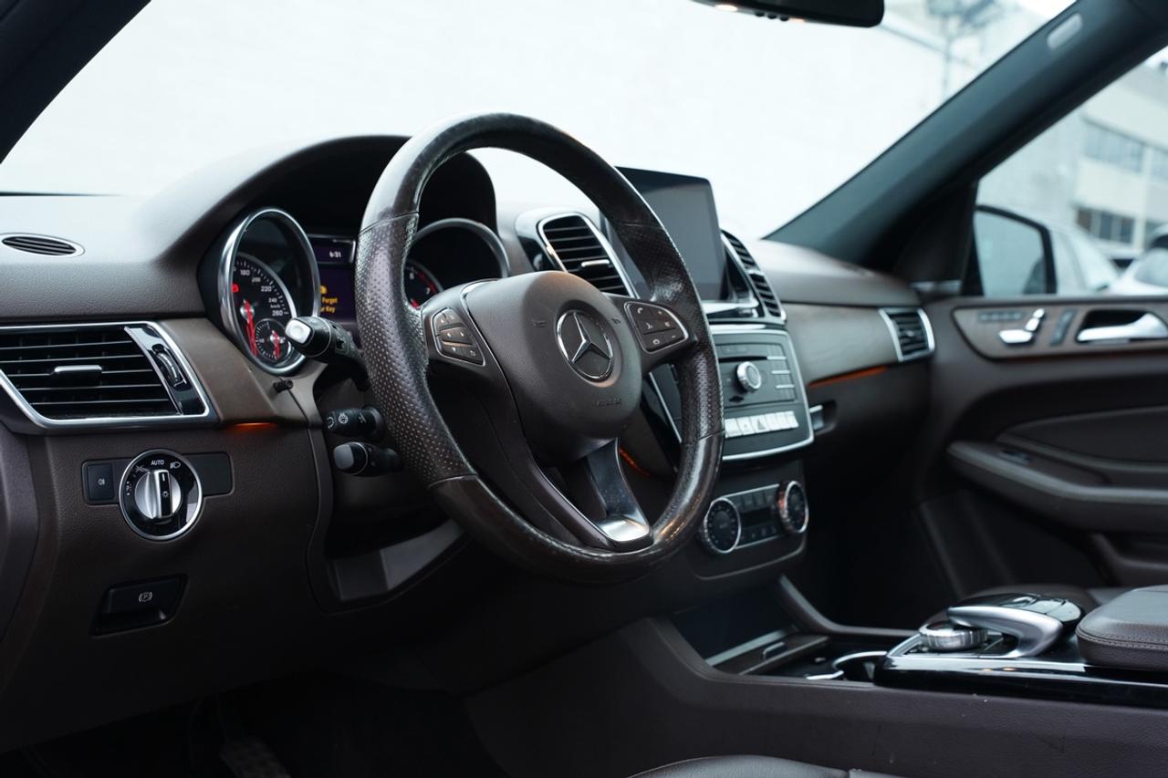 2018 Mercedes-Benz GLE-Class GLE400/ 4MATIC / PANOROOF/ NAV/ CAMERA Photo