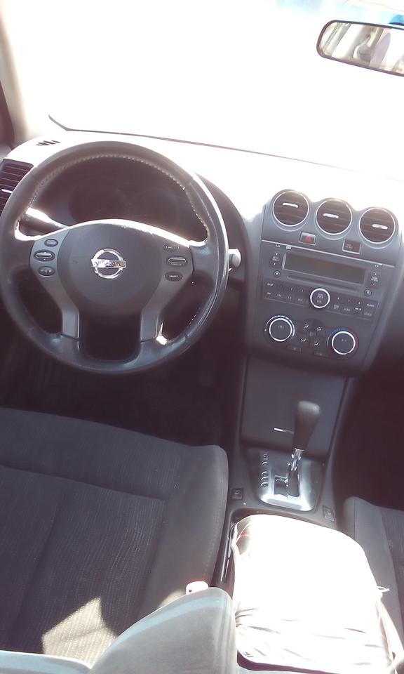 2011 Nissan Altima 2.5S Photo