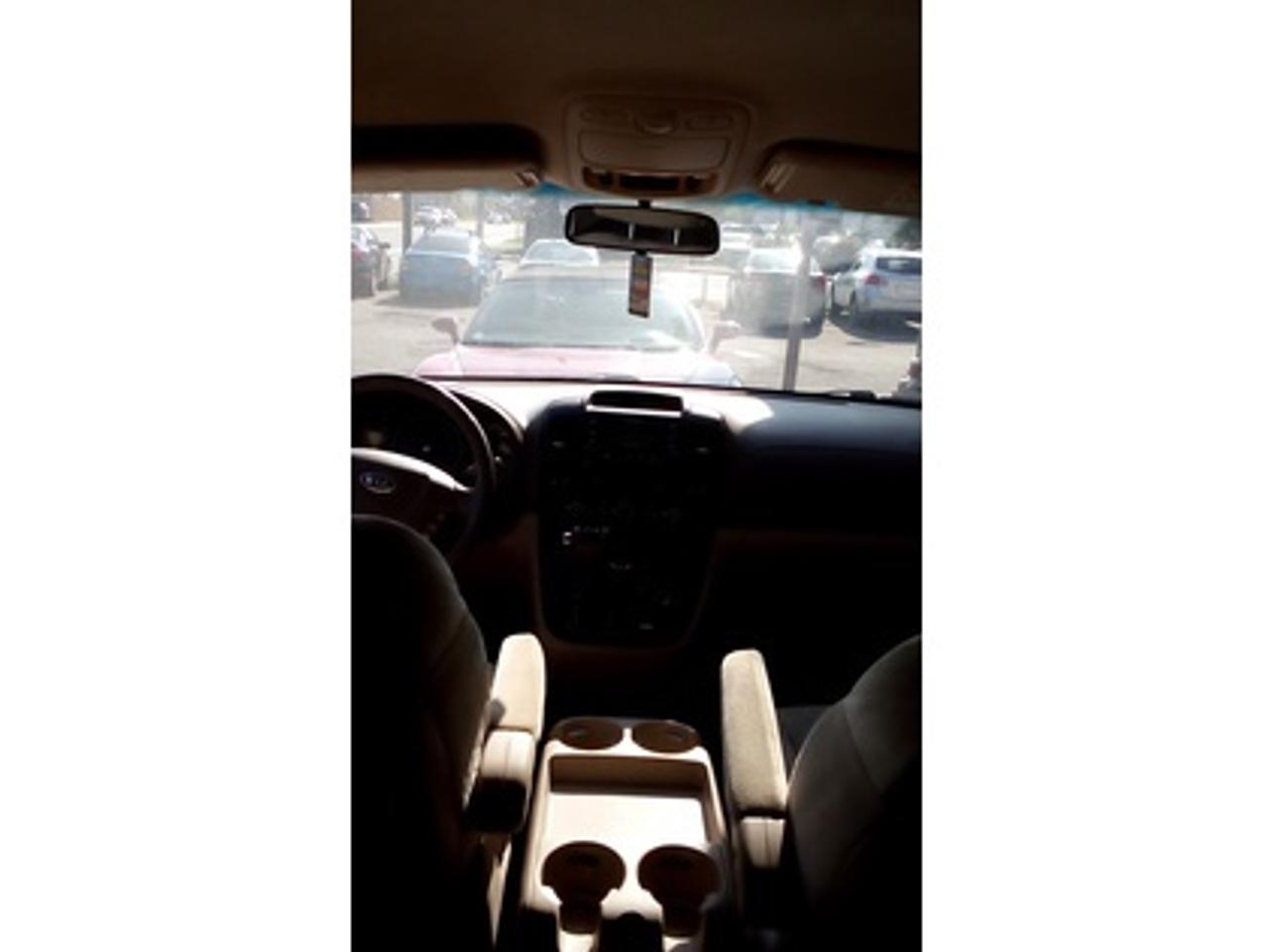 2006 Kia Sedona EX Photo