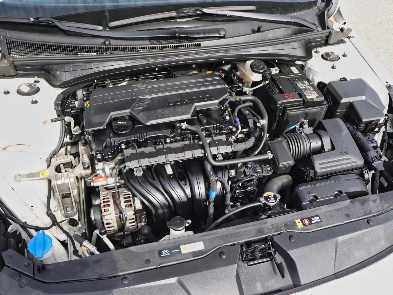 2022 Hyundai Elantra Preferred Photo