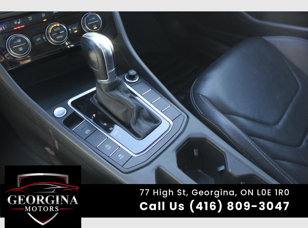 2019 Volkswagen Jetta SEL PREMIUM Photo