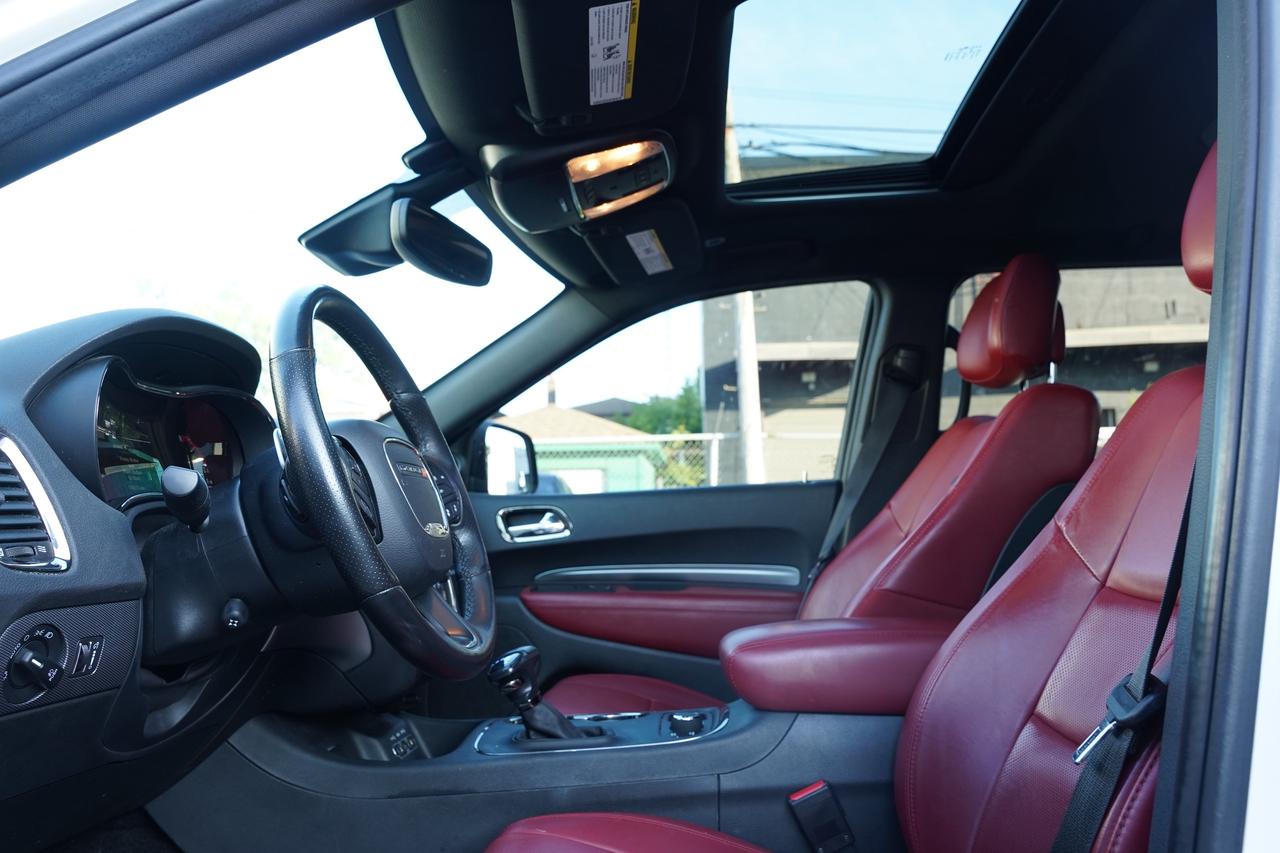 2018 Dodge Durango R/T / RED INISIDE/ 7 PASS/ NAV/ CAMERA/ LEATHER Photo