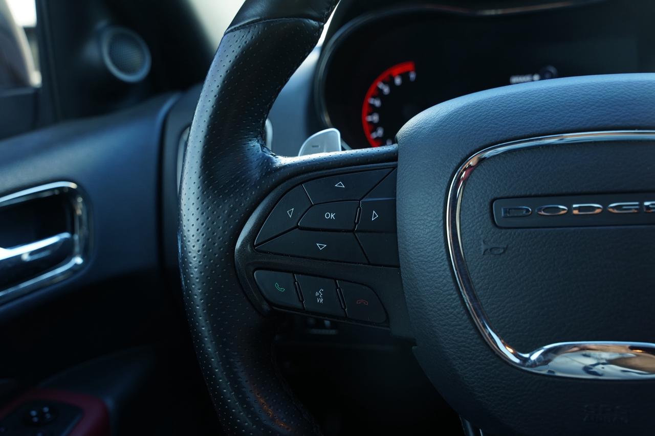 2018 Dodge Durango R/T / RED INISIDE/ 7 PASS/ NAV/ CAMERA/ LEATHER Photo