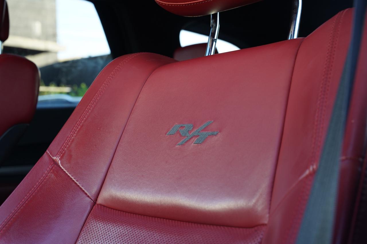 2018 Dodge Durango R/T / RED INISIDE/ 7 PASS/ NAV/ CAMERA/ LEATHER Photo