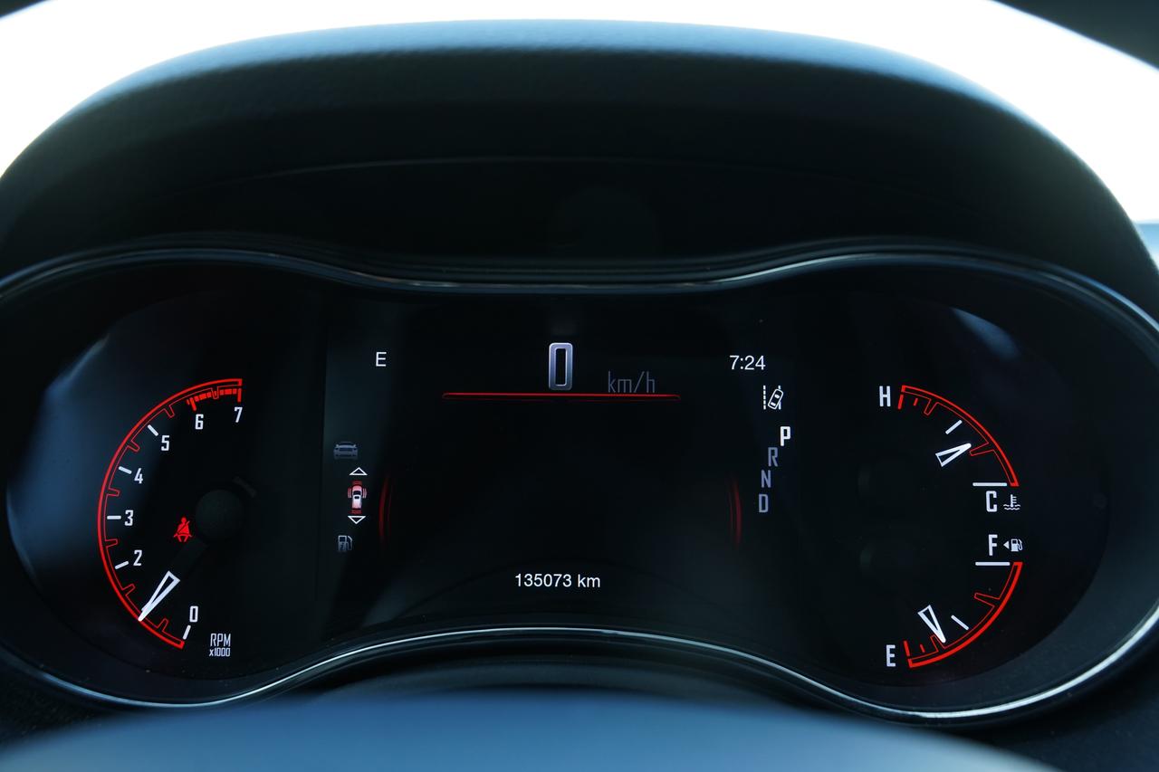 2018 Dodge Durango R/T / RED INISIDE/ 7 PASS/ NAV/ CAMERA/ LEATHER Photo