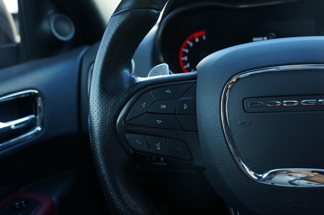 2018 Dodge Durango R/T / RED INISIDE/ 7 PASS/ NAV/ CAMERA/ LEATHER Photo