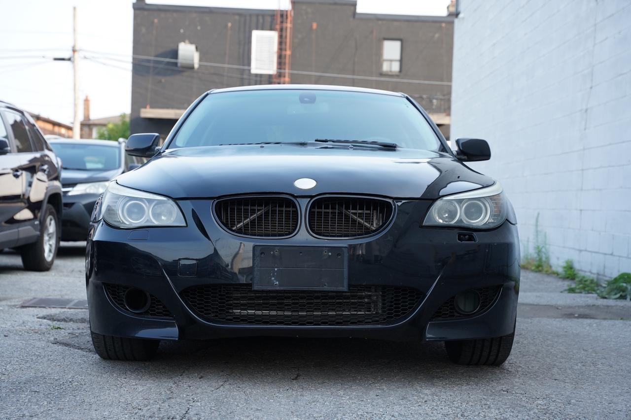 2010 BMW 5-Series 528i xDrive Photo2