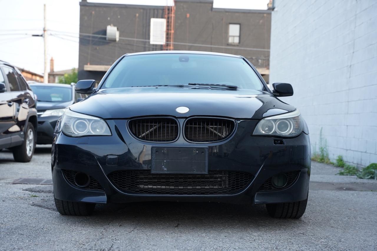 2010 BMW 5-Series 528i xDrive Photo