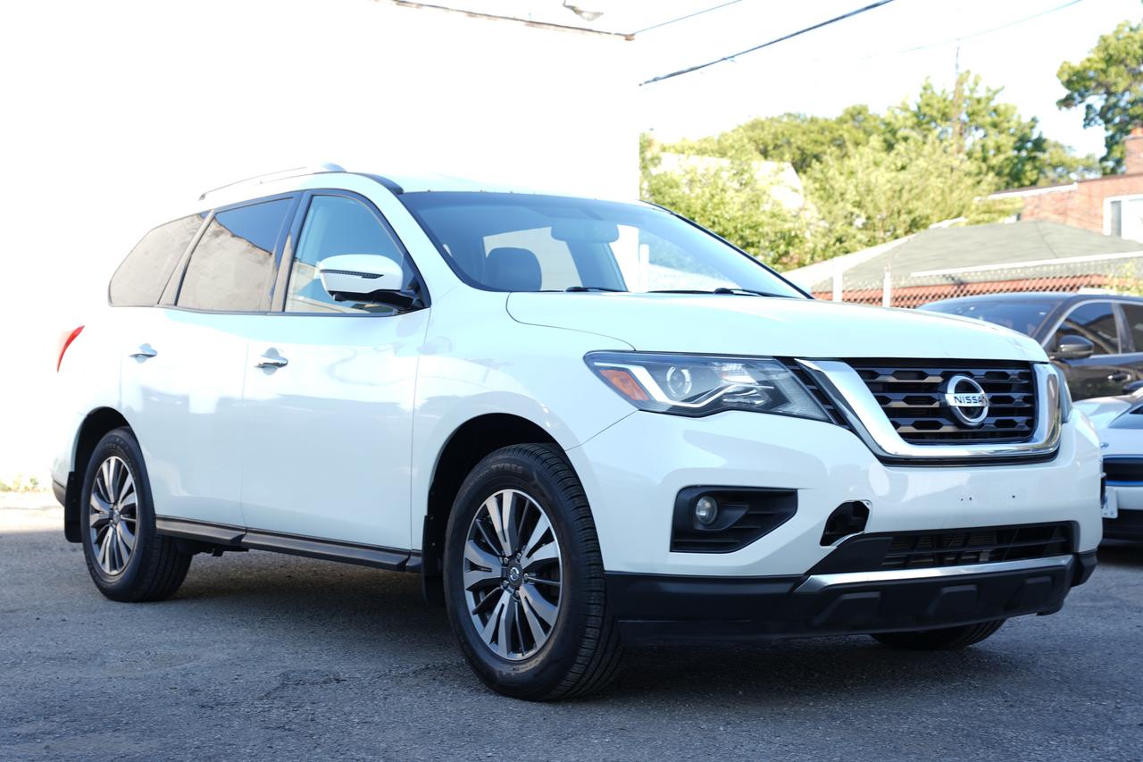 2017 Nissan Pathfinder SL PKG/ NAV/ 7 PASS/ CAMERA/LEATHER/NO ACCIDENTS Photo2