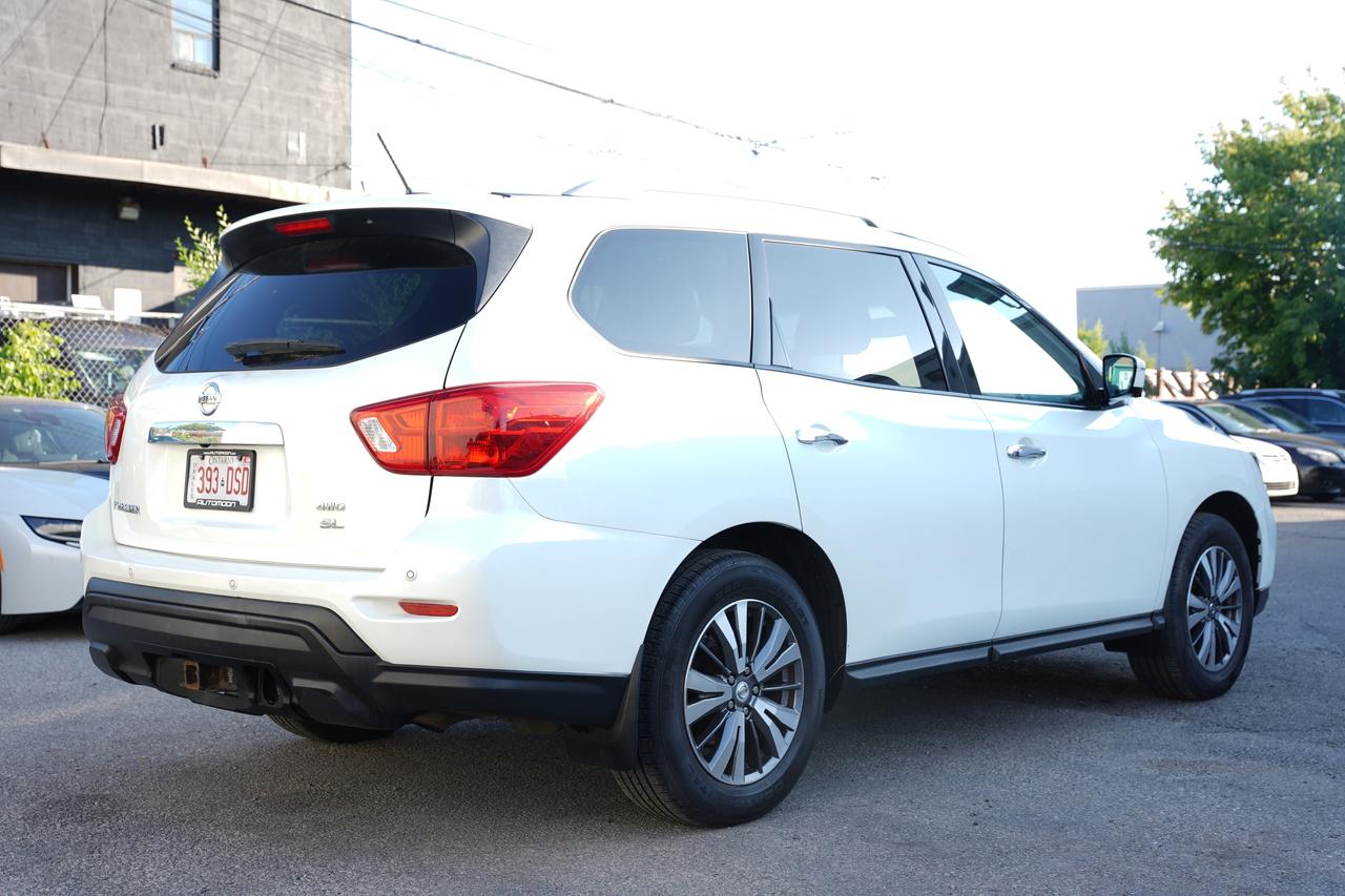 2017 Nissan Pathfinder SL PKG/ NAV/ 7 PASS/ CAMERA/LEATHER/NO ACCIDENTS Photo