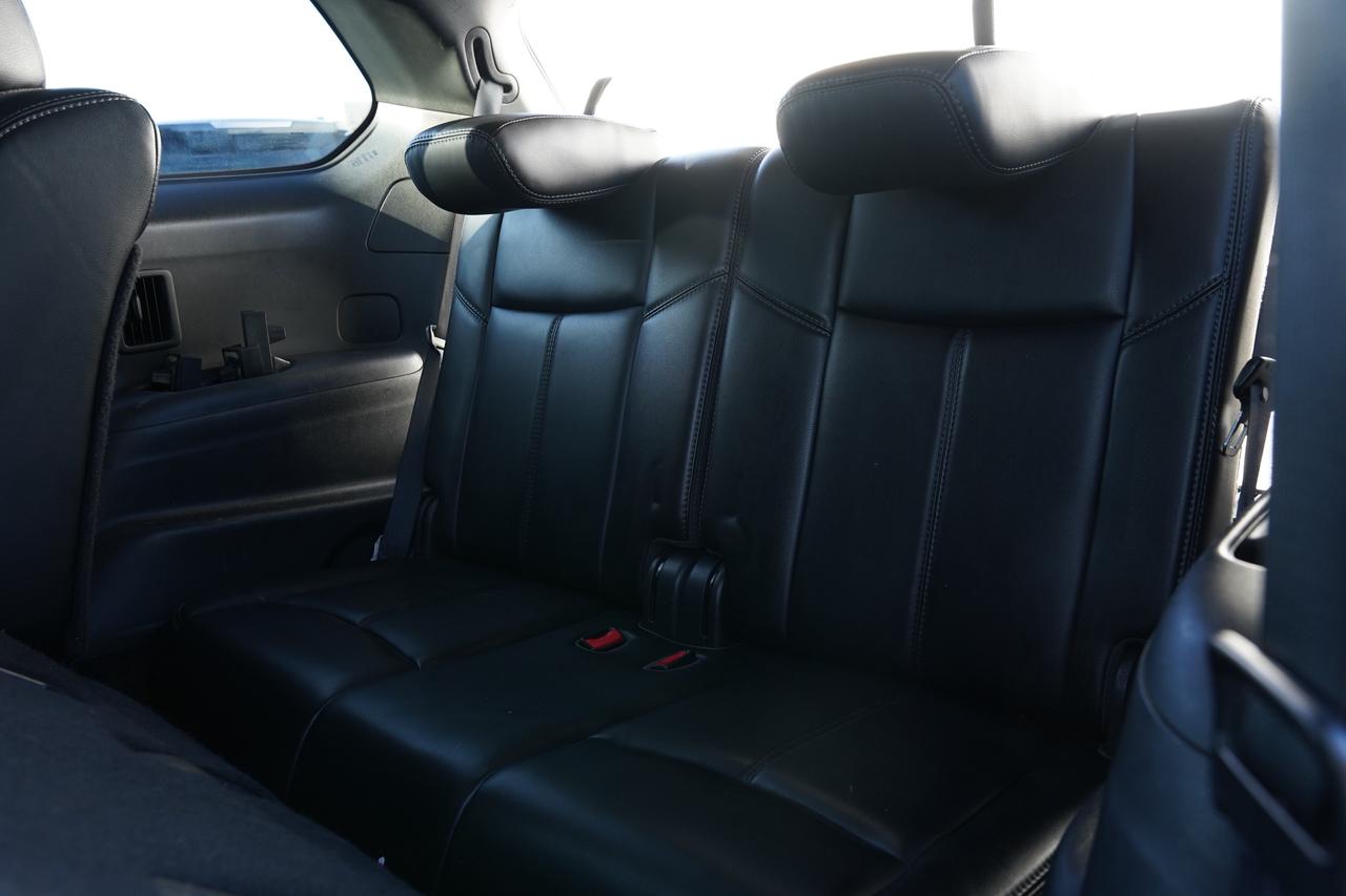 2017 Nissan Pathfinder SL PKG/ NAV/ 7 PASS/ CAMERA/LEATHER/NO ACCIDENTS Photo