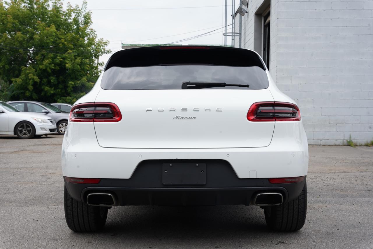 2017 Porsche Macan PANOROOF/RED INSIDE/PARKING SENSOR/NO ACCIDENTS Photo4