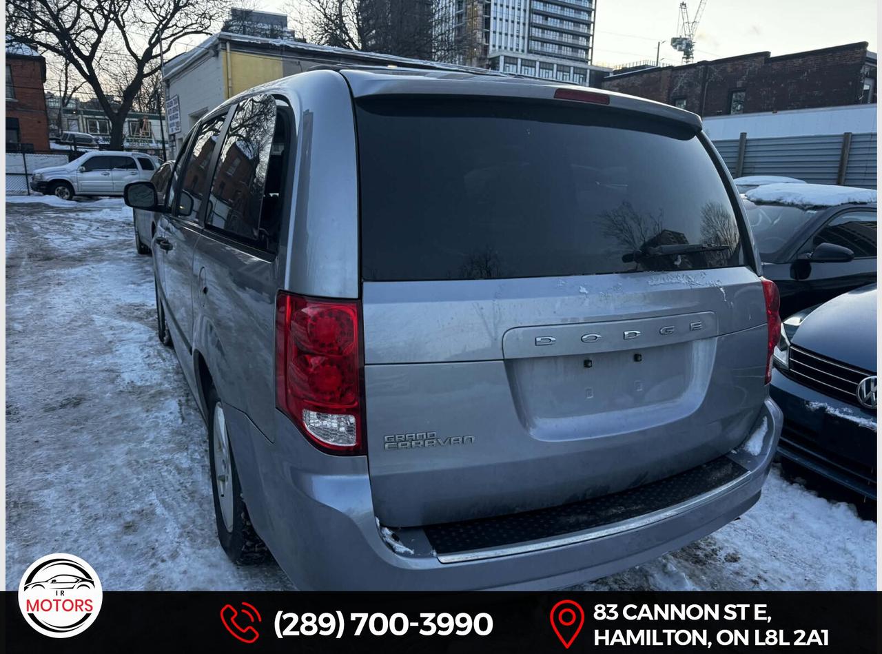2015 Dodge Grand Caravan Canada Value Package – One Owner – W  Photo