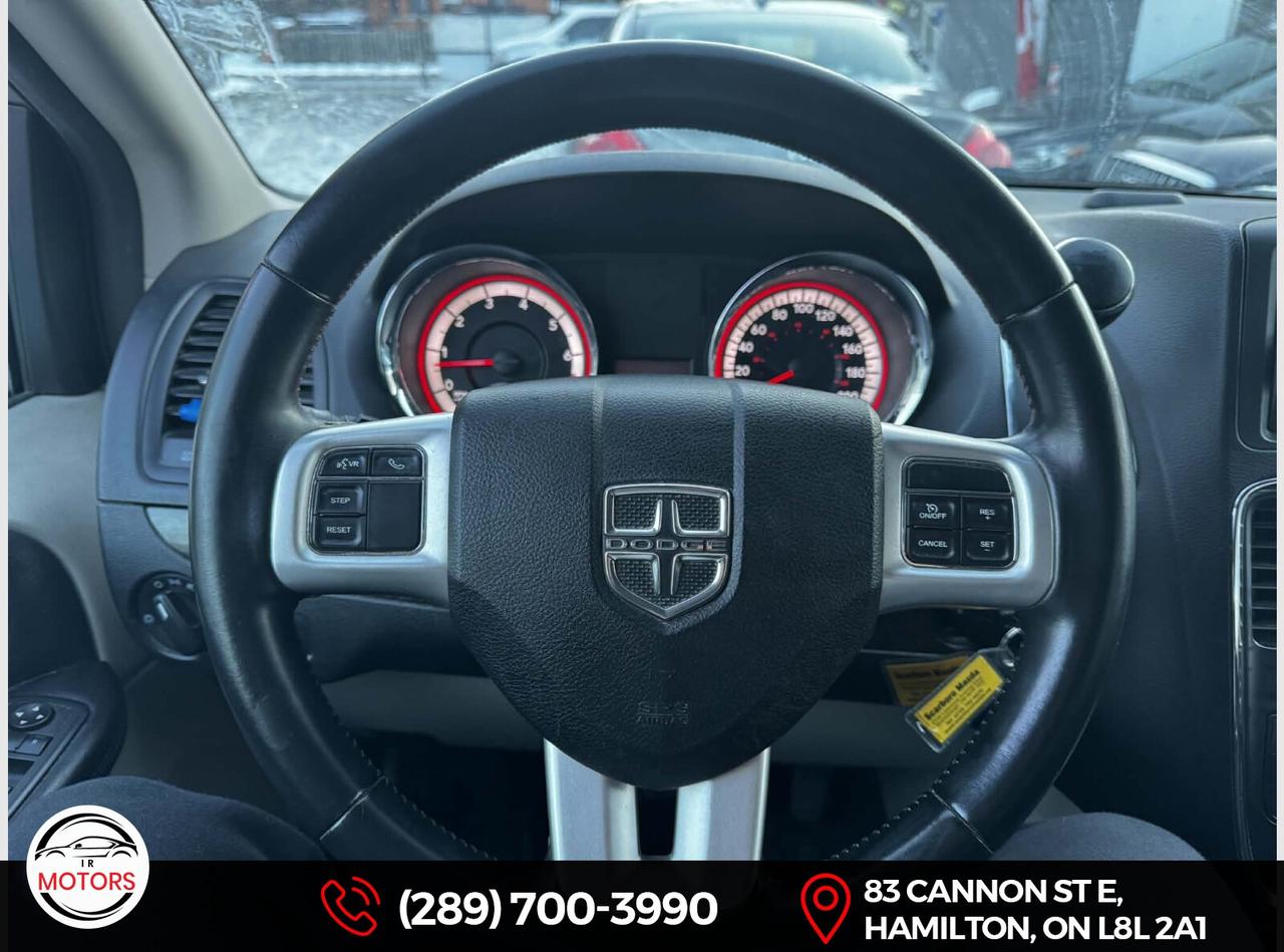 2015 Dodge Grand Caravan Canada Value Package – One Owner – W  Photo