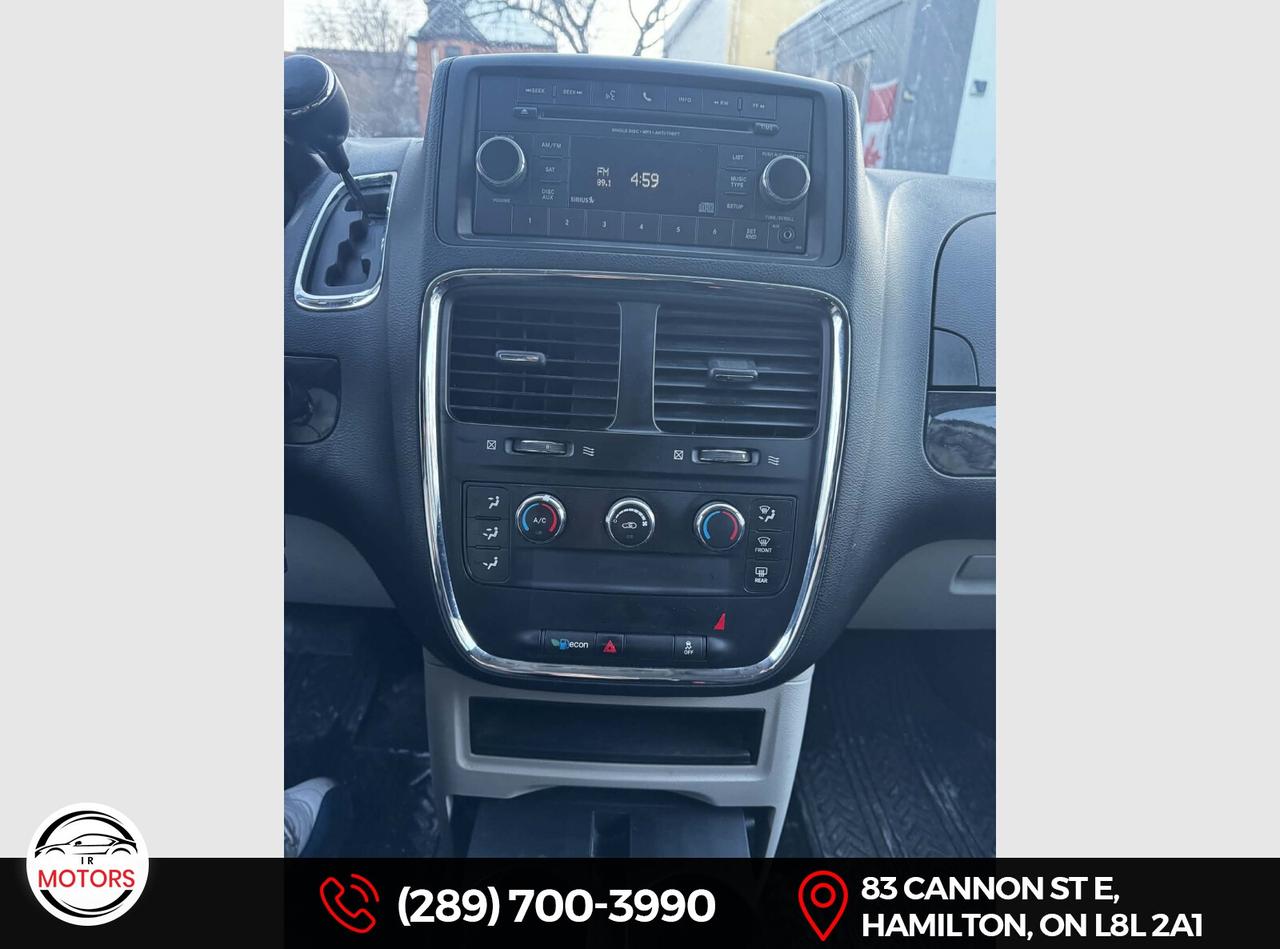 2015 Dodge Grand Caravan Canada Value Package – One Owner – W  Photo
