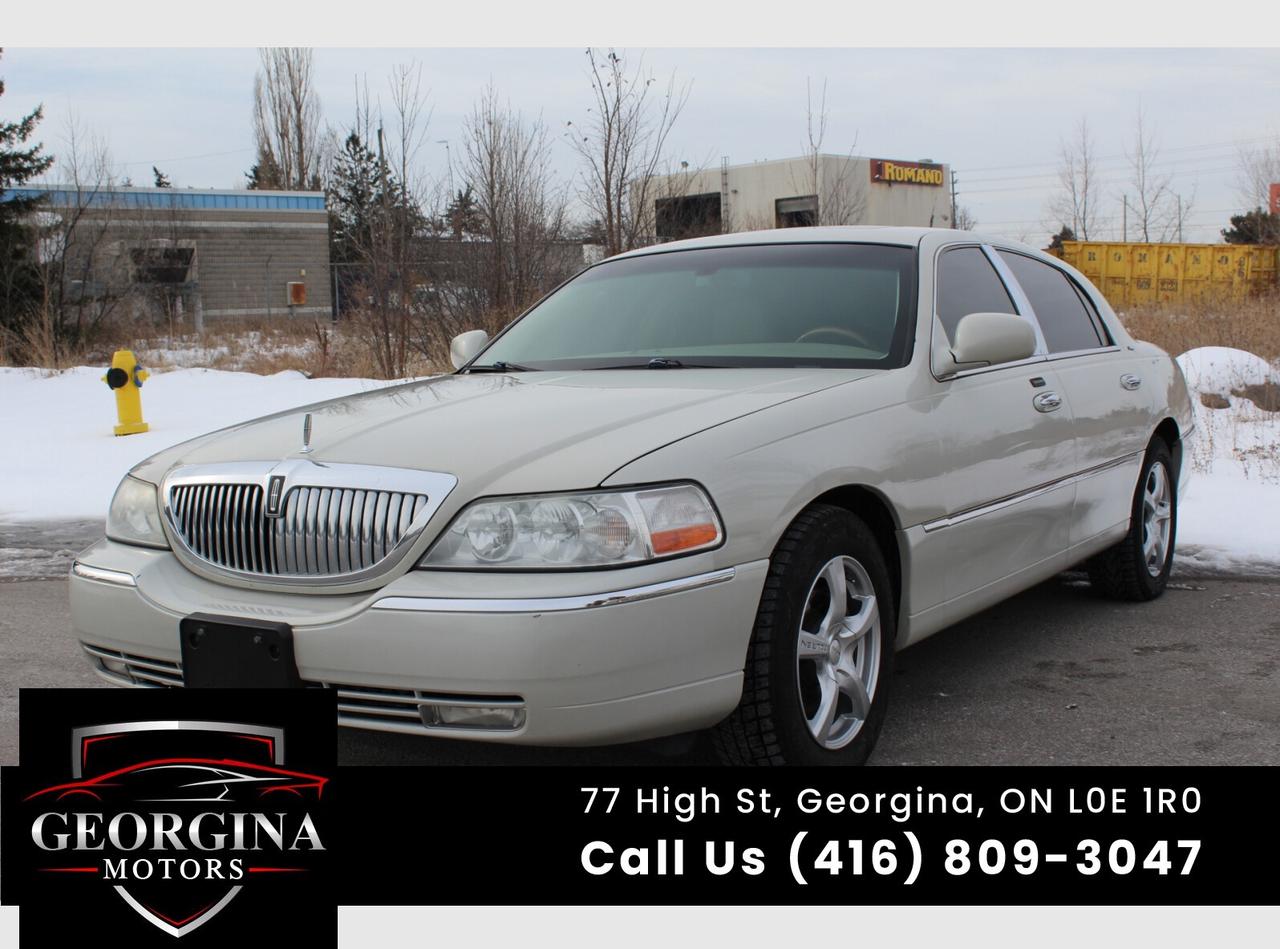 2007 Lincoln Town Car Designer Series Photo3