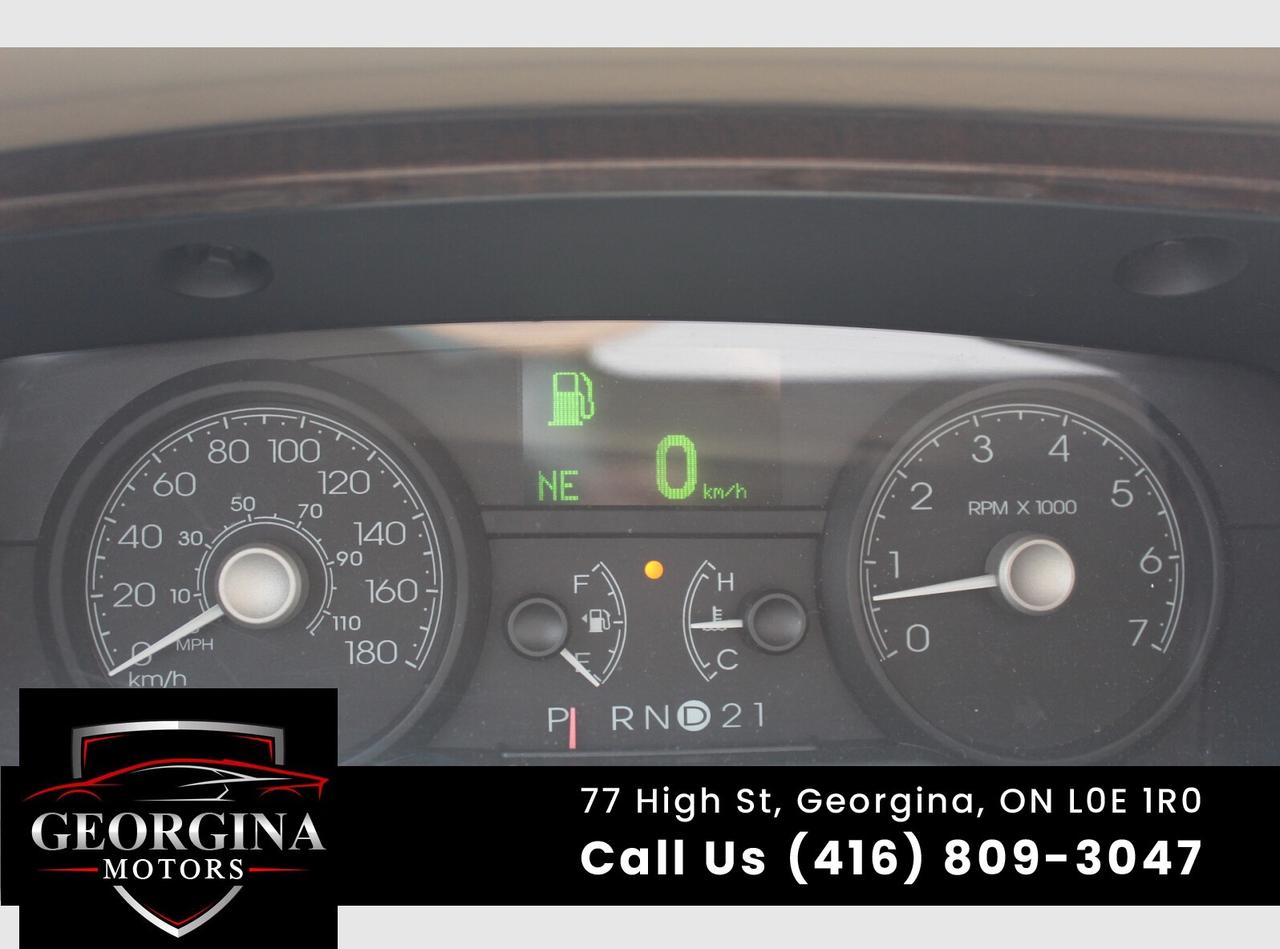 2007 Lincoln Town Car Designer Series Photo