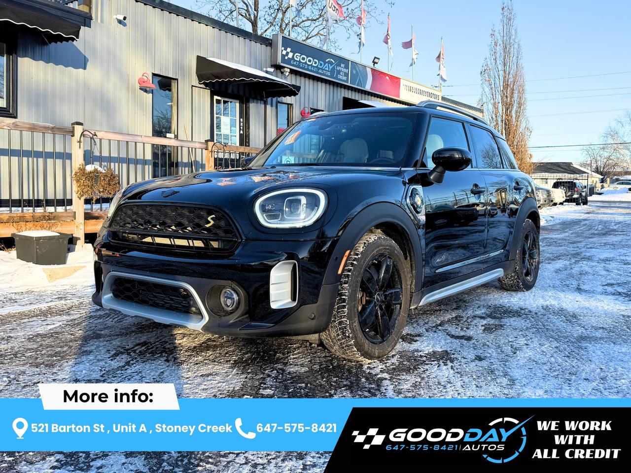 2022 MINI Countryman Cooper SE ALL4 PLUG-IN HYBRID 2 SETS OF TIRES/RIMS Photo
