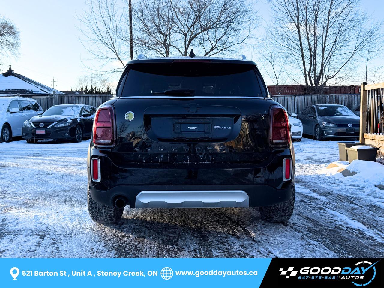 2022 MINI Countryman Cooper SE ALL4 PLUG-IN HYBRID 2 SETS OF TIRES/RIMS Photo3