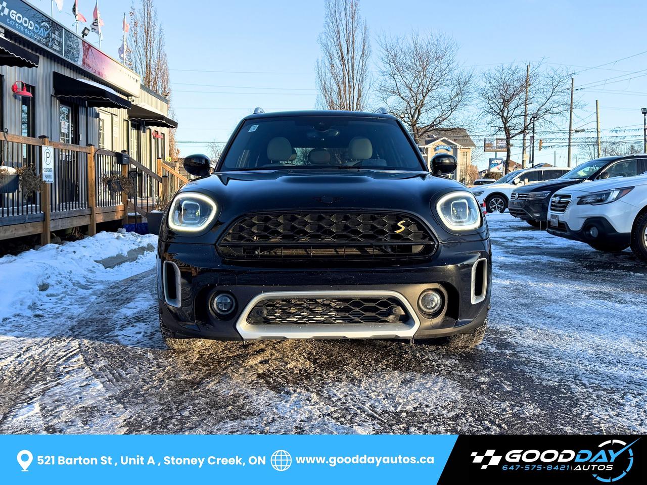 2022 MINI Countryman Cooper SE ALL4 PLUG-IN HYBRID 2 SETS OF TIRES/RIMS Photo