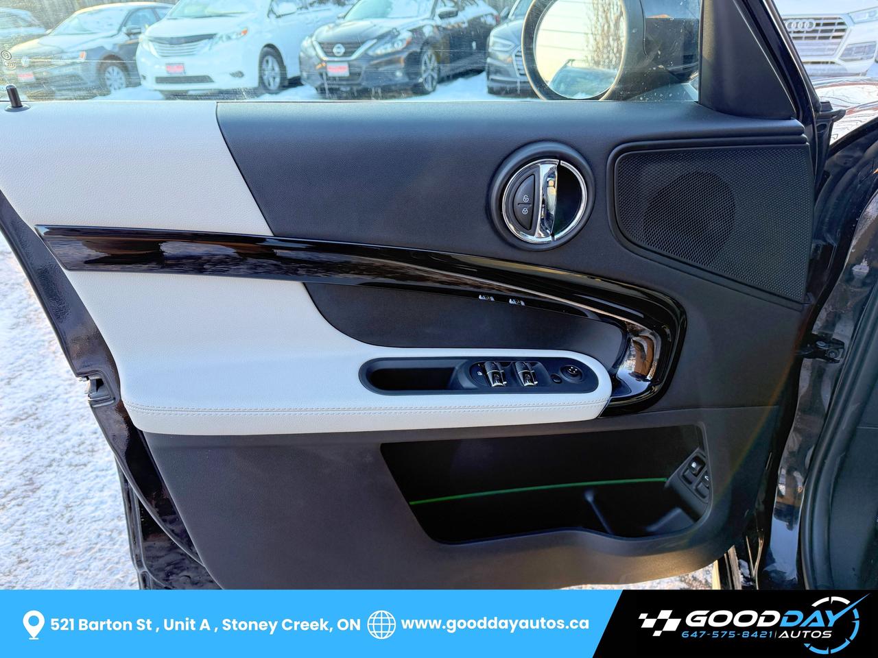 2022 MINI Countryman Cooper SE ALL4 PLUG-IN HYBRID 2 SETS OF TIRES/RIMS Photo