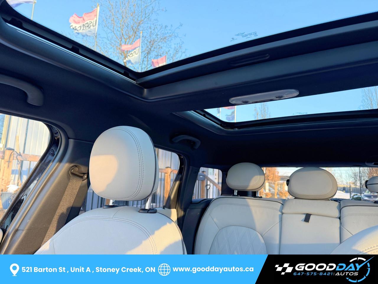 2022 MINI Countryman Cooper SE ALL4 PLUG-IN HYBRID 2 SETS OF TIRES/RIMS Photo