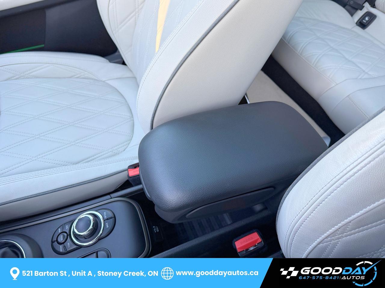 2022 MINI Countryman Cooper SE ALL4 PLUG-IN HYBRID 2 SETS OF TIRES/RIMS Photo