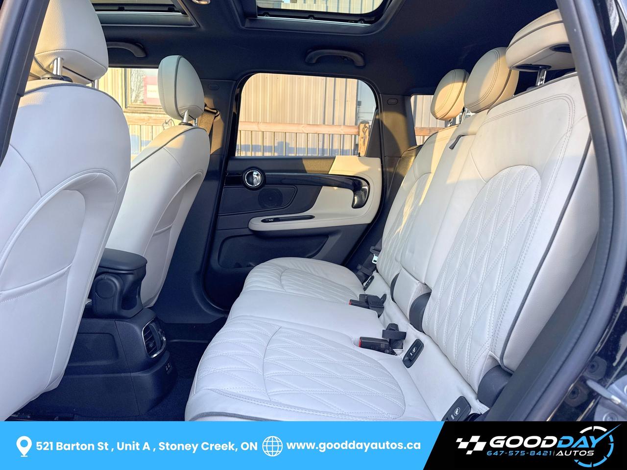 2022 MINI Countryman Cooper SE ALL4 PLUG-IN HYBRID 2 SETS OF TIRES/RIMS Photo