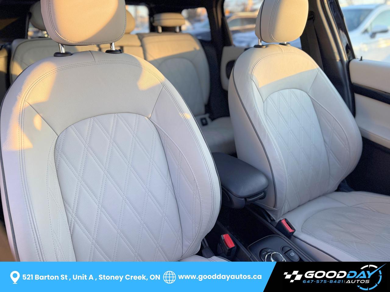 2022 MINI Countryman Cooper SE ALL4 PLUG-IN HYBRID 2 SETS OF TIRES/RIMS Photo