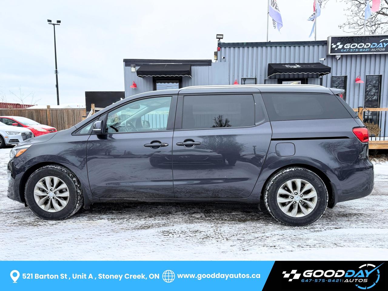 2020 Kia Sedona LX+ CLEAN CARFAX CERTIFIED 8 PASS HEATED SEATS/STE Photo