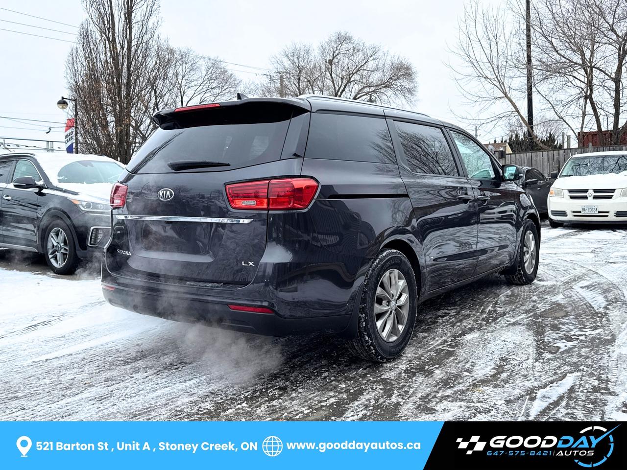 2020 Kia Sedona LX+ CLEAN CARFAX CERTIFIED 8 PASS HEATED SEATS/STE Photo