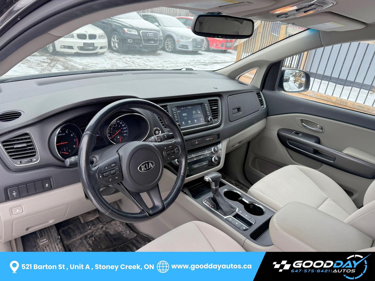 2020 Kia Sedona LX+ CLEAN CARFAX CERTIFIED 8 PASS HEATED SEATS/STE Photo