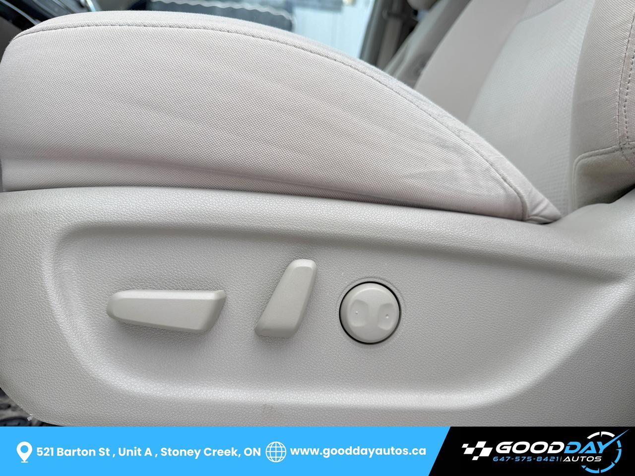 2020 Kia Sedona LX+ CLEAN CARFAX CERTIFIED 8 PASS HEATED SEATS/STE Photo