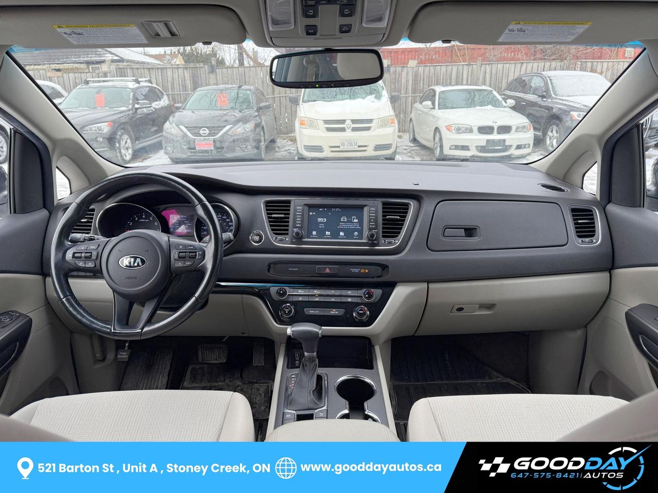 2020 Kia Sedona LX+ CLEAN CARFAX CERTIFIED 8 PASS HEATED SEATS/STE Photo