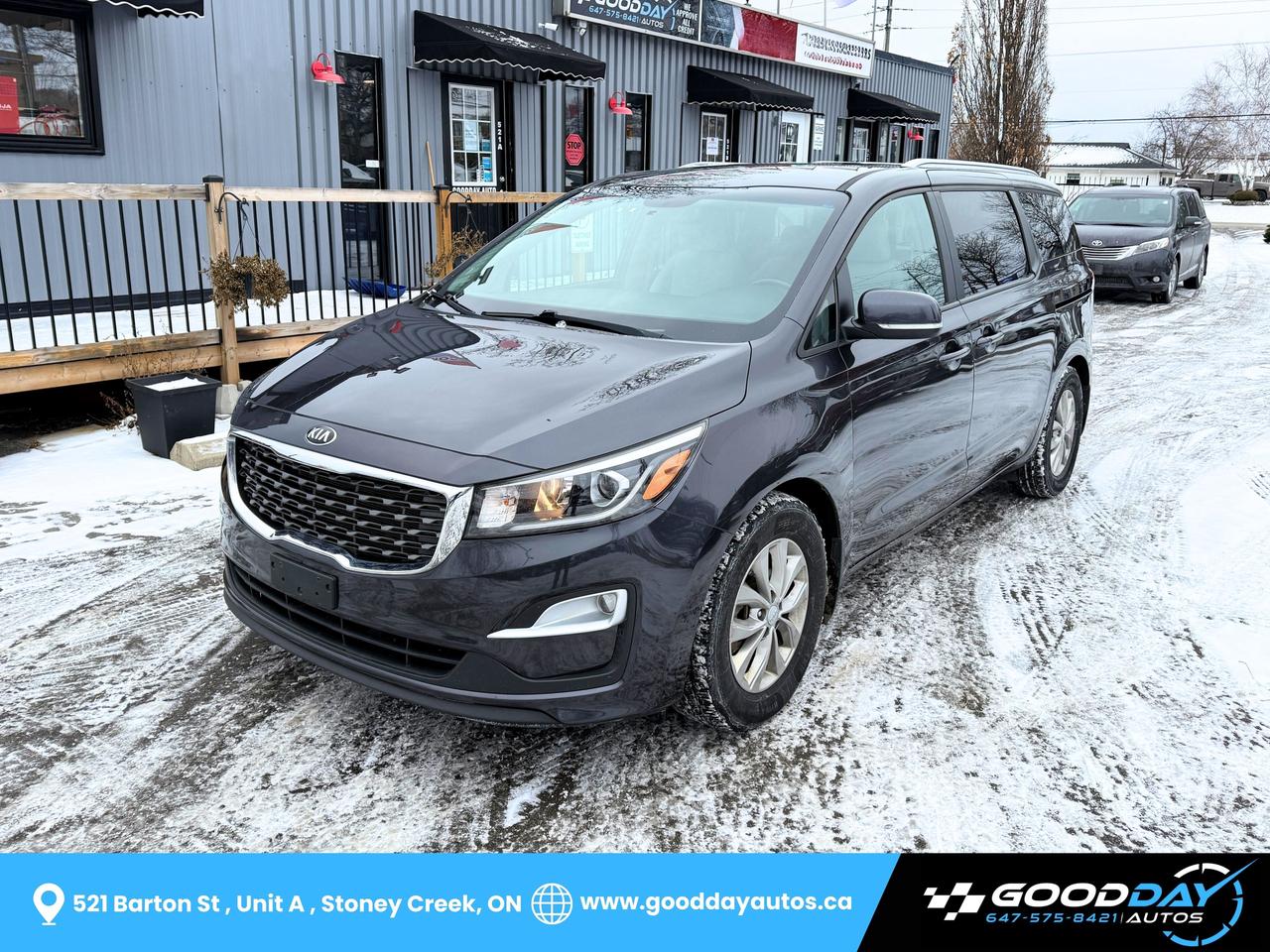 2020 Kia Sedona LX+ CLEAN CARFAX CERTIFIED 8 PASS HEATED SEATS/STE Photo