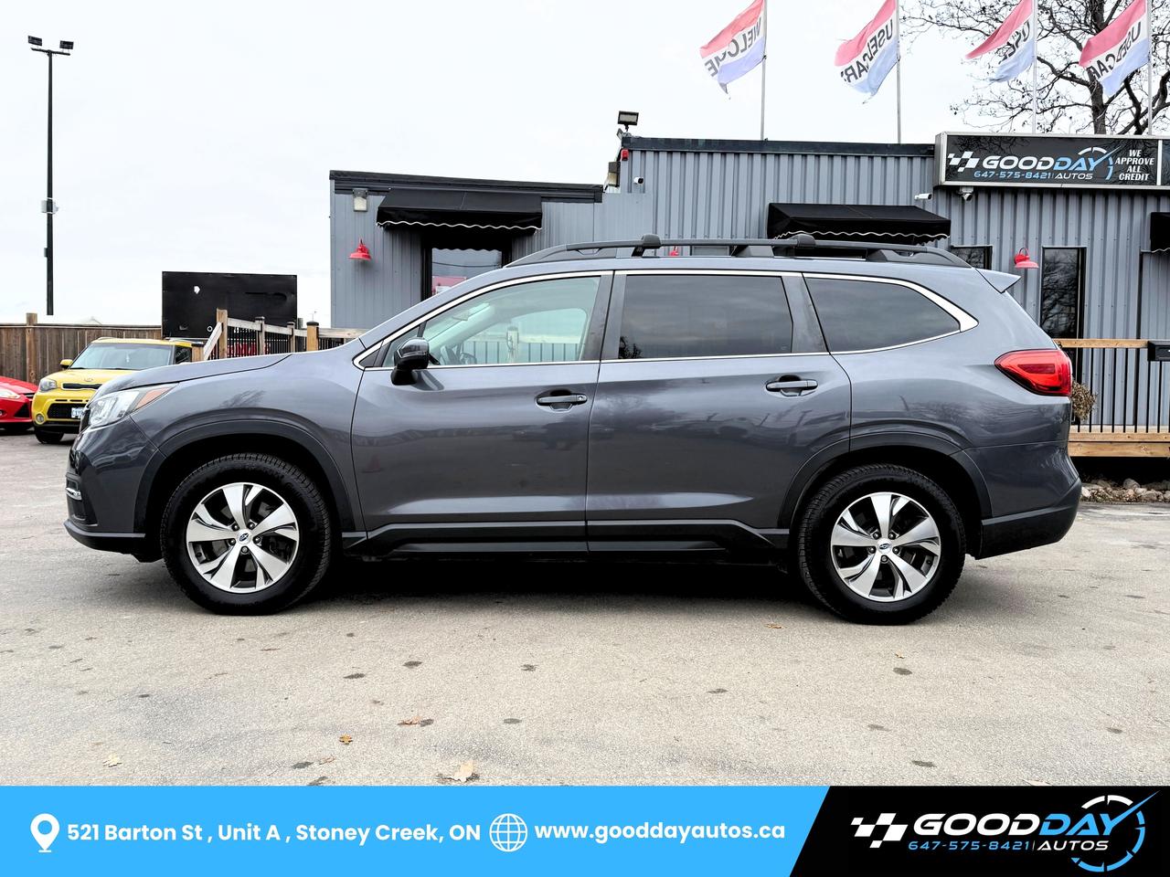 2019 Subaru ASCENT Touring 8 PASS DEALER SERVICED TWO SETS OF TIRES Photo