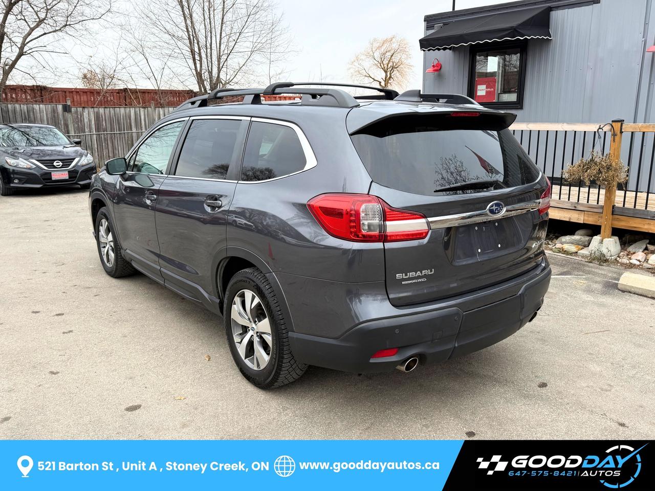 2019 Subaru ASCENT Touring 8 PASS DEALER SERVICED TWO SETS OF TIRES Photo