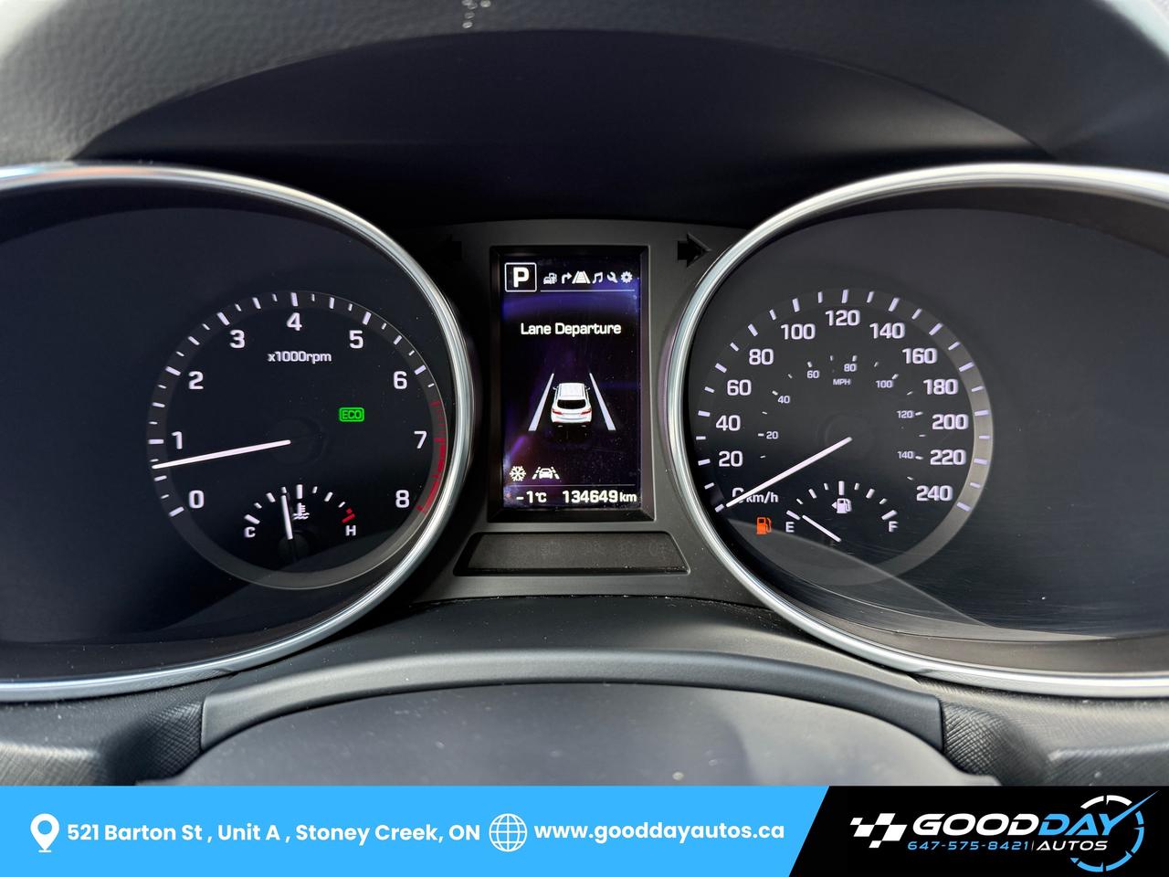 2017 Hyundai Santa Fe XL 6 PASS Ultimate FULLY LOADED CLEAN CARFAX MINT Photo