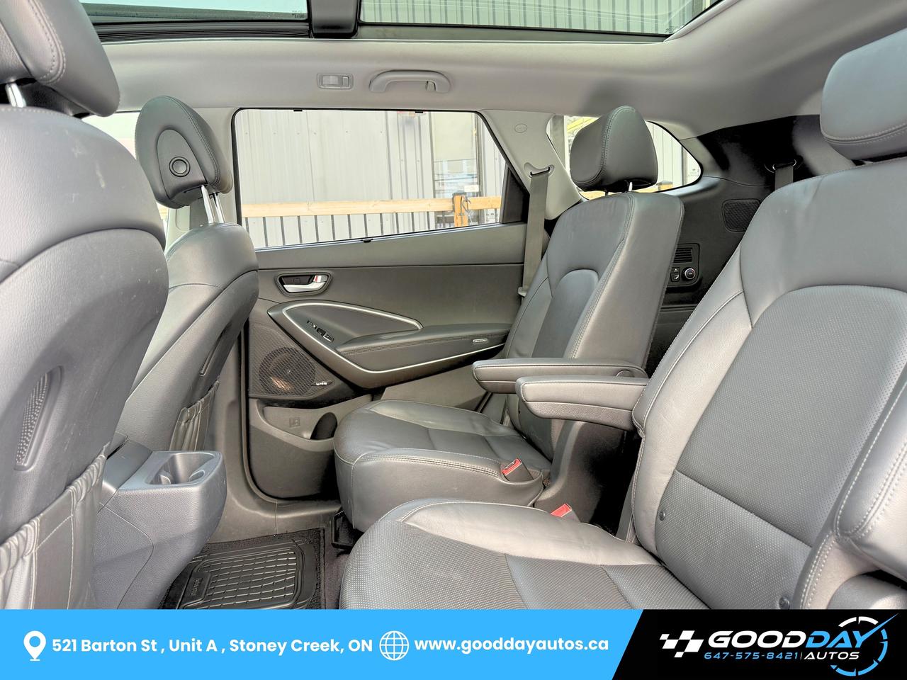 2017 Hyundai Santa Fe XL 6 PASS Ultimate FULLY LOADED CLEAN CARFAX MINT Photo