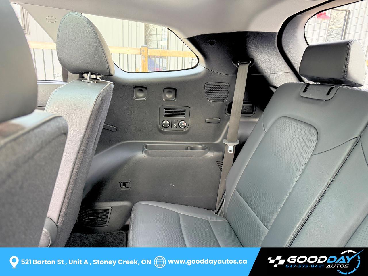 2017 Hyundai Santa Fe XL 6 PASS Ultimate FULLY LOADED CLEAN CARFAX MINT Photo