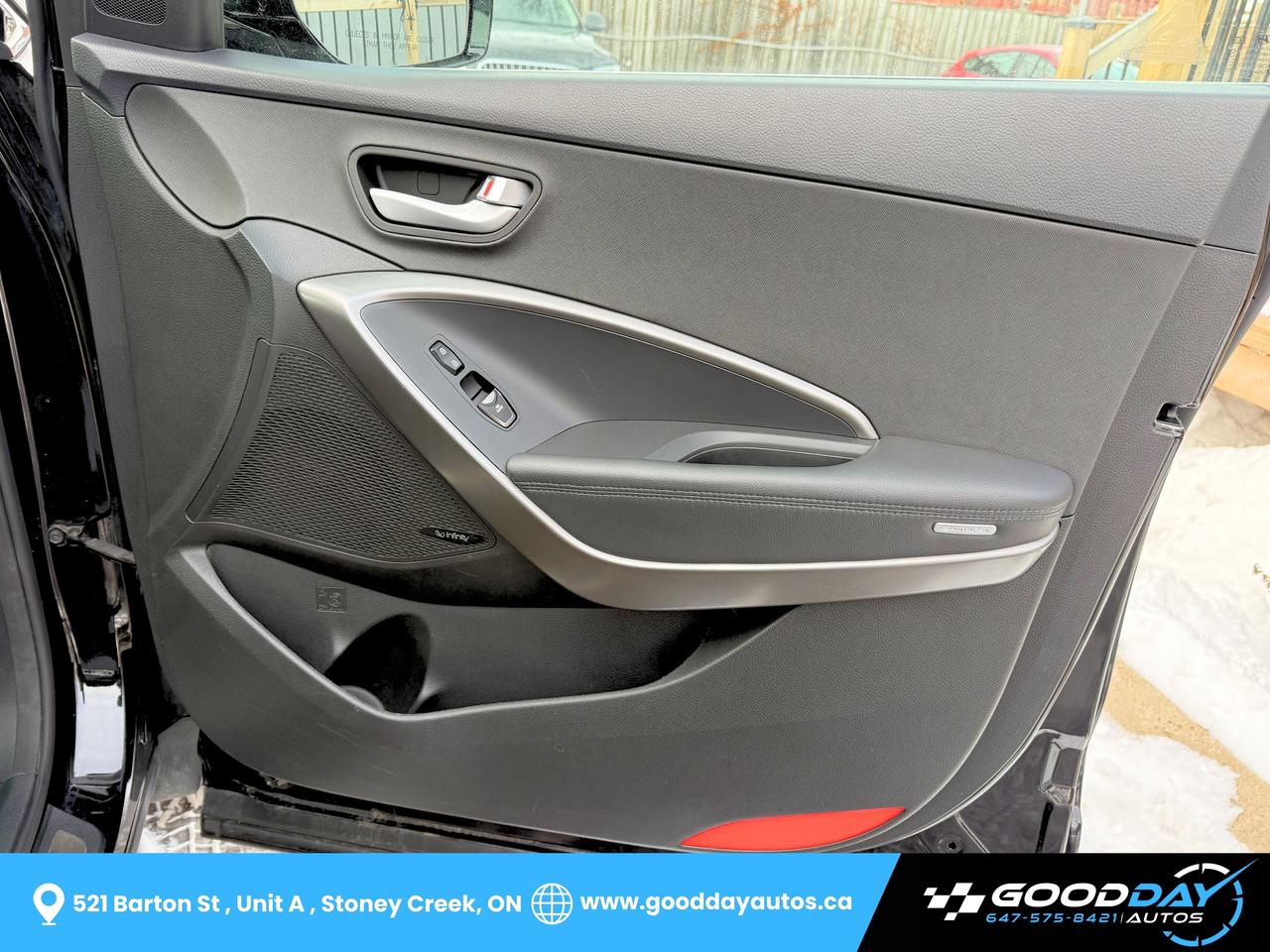 2017 Hyundai Santa Fe XL 6 PASS Ultimate FULLY LOADED CLEAN CARFAX MINT Photo