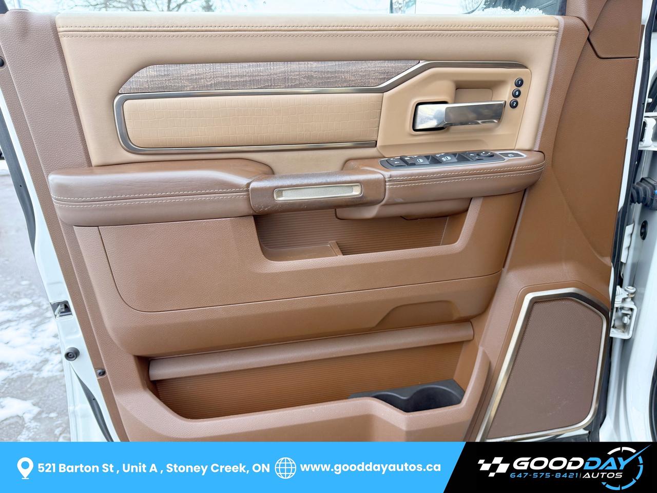 2021 RAM 2500 Limited Longhorn DIESEL LOADED DEALER SERVICED Photo