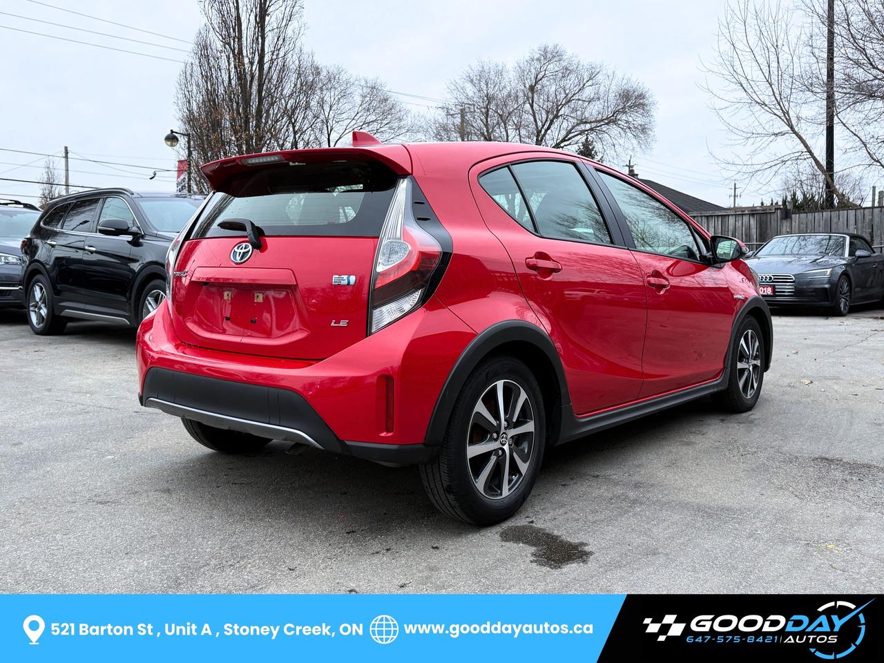 2019 Toyota Prius c TECHNOLOGY WINTER TIRES INCLUDED DEALER SERVICED Photo