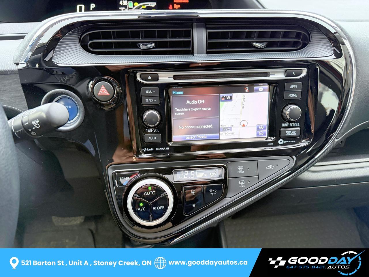 2019 Toyota Prius c TECHNOLOGY WINTER TIRES INCLUDED DEALER SERVICED Photo