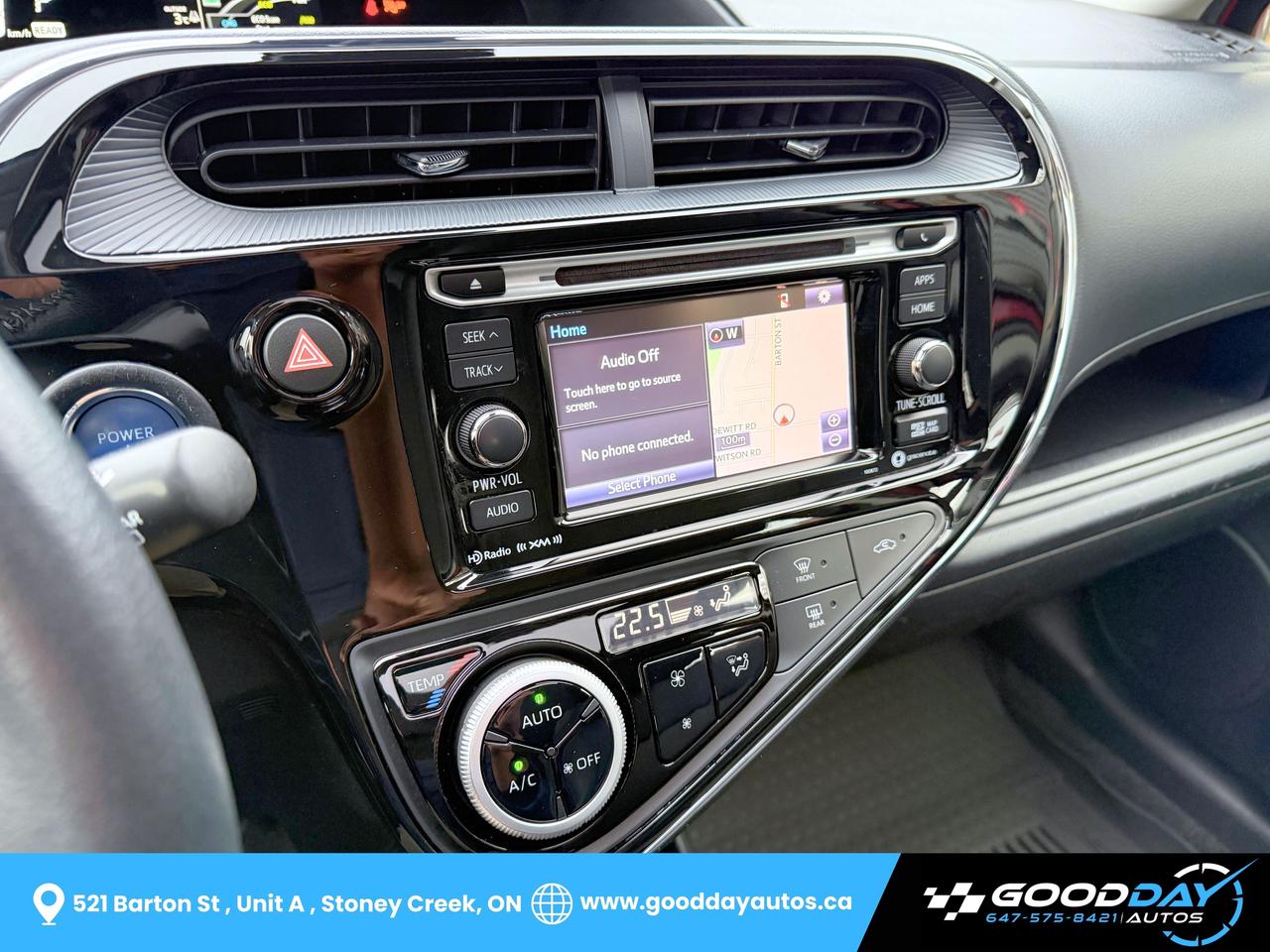 2019 Toyota Prius c TECHNOLOGY WINTER TIRES INCLUDED DEALER SERVICED Photo